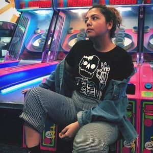 Meet your Posher, Isabel